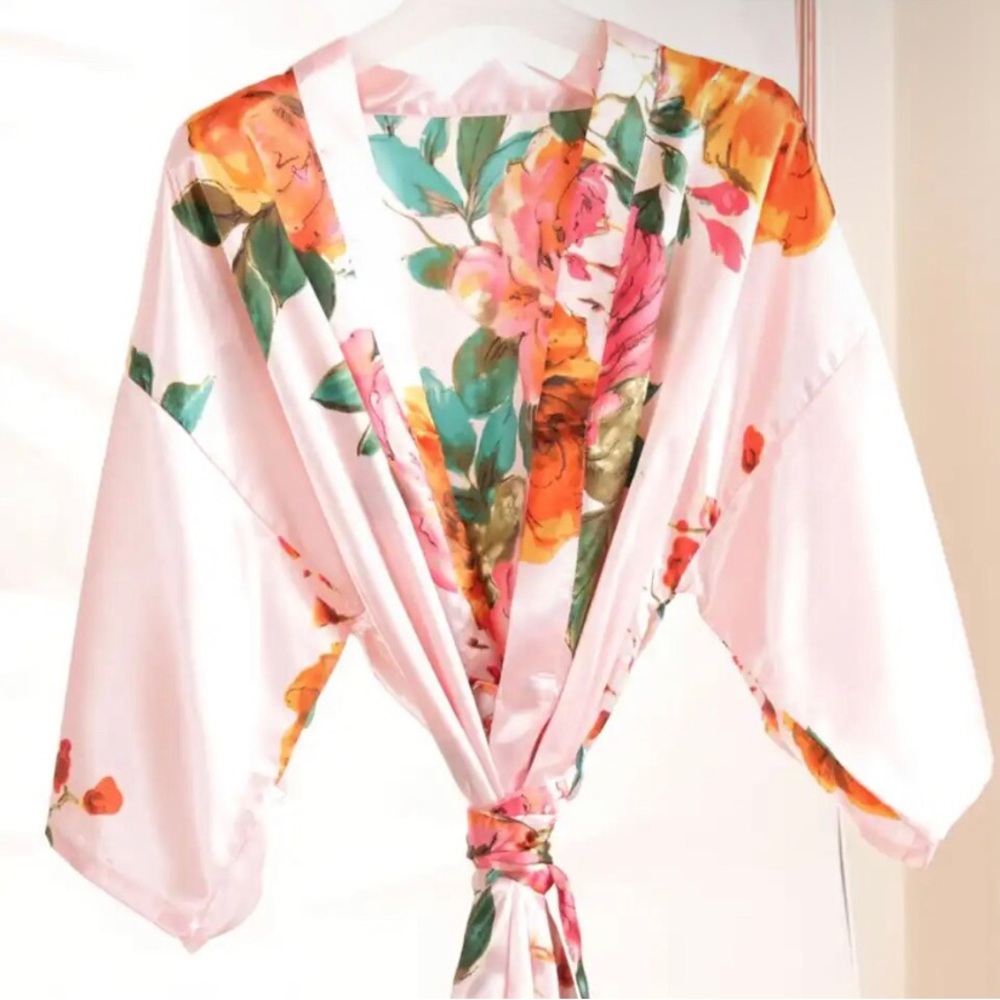 Kimono Robe - Picture 2 of 2